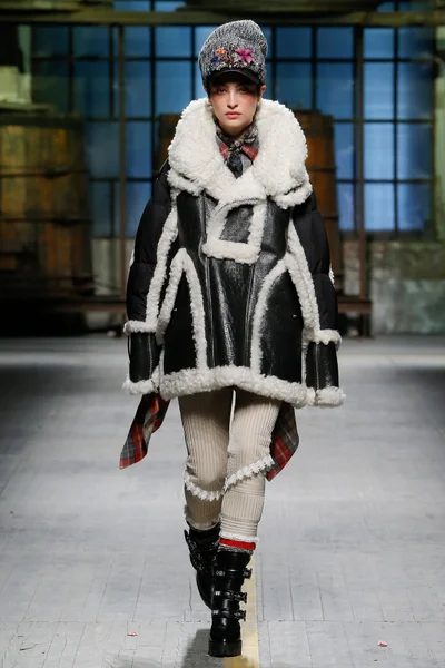 Look 31